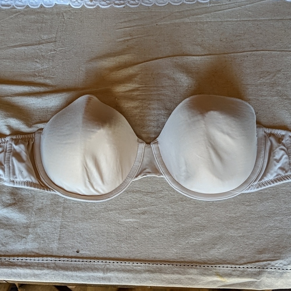 Victoria's secret strapless bra